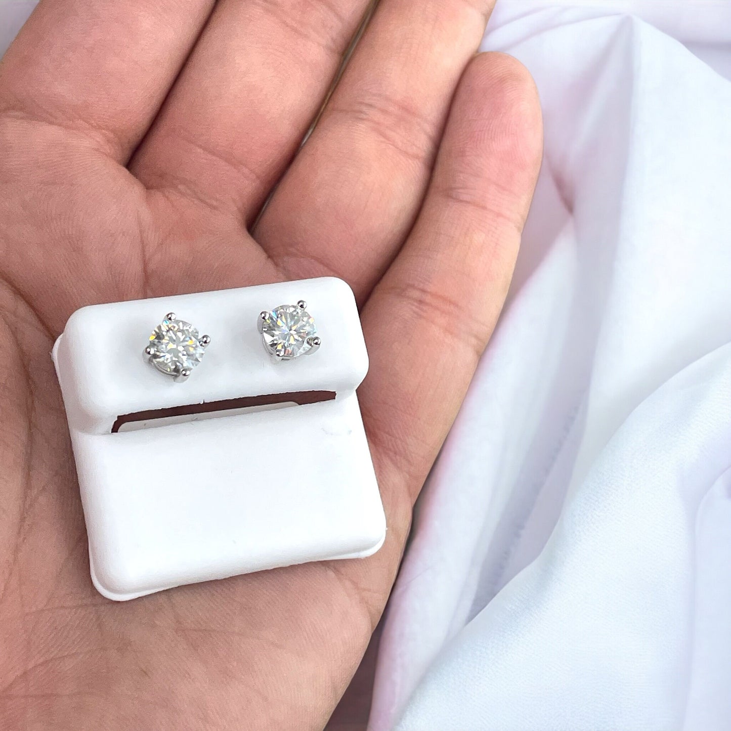 Stud earrings-Sterling Silver Earrings with VVS1 Quality Moissanite – Sparkle with Impeccable Brilliance