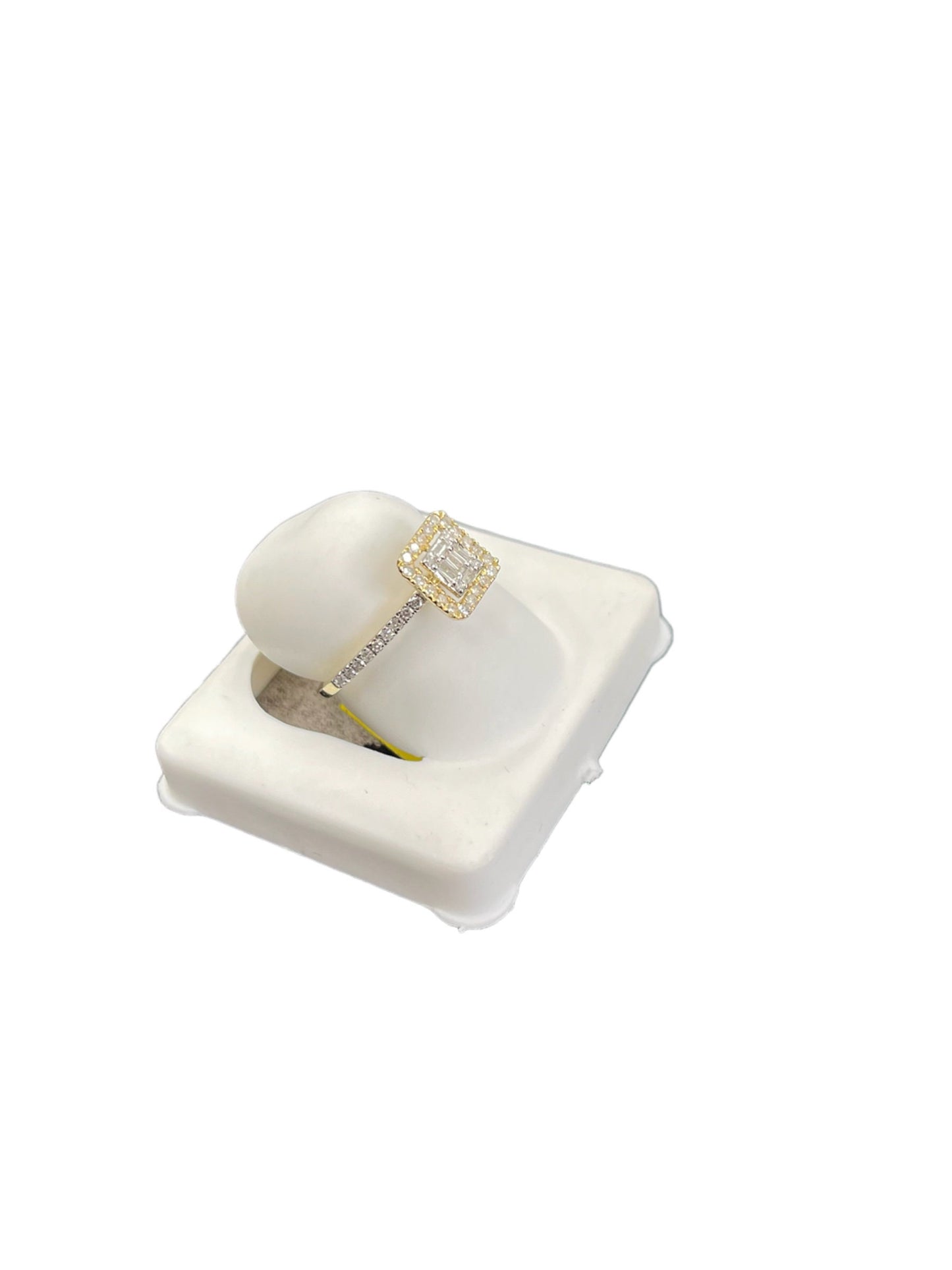 Natural gold and diamonds female ring