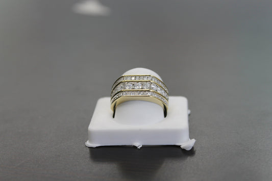 Natural Gold and Diamonds Mens princes Ring