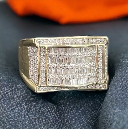 Natural Gold and Diamonds Mens Ring