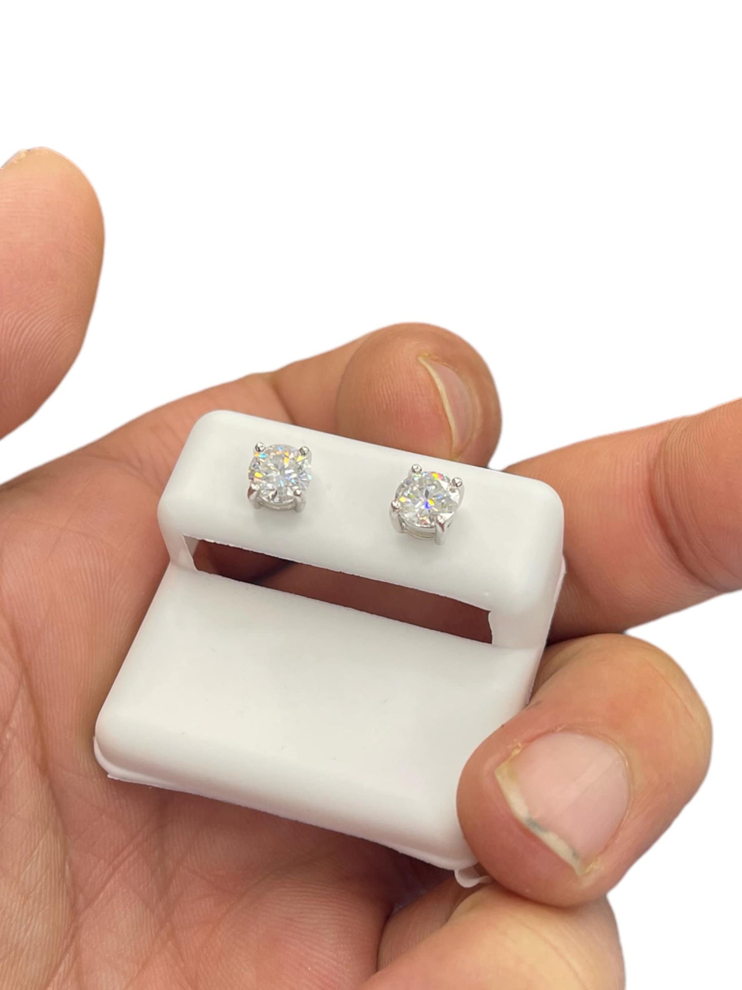 Sterling Silver 925 with Vvs quality Moissanite studs