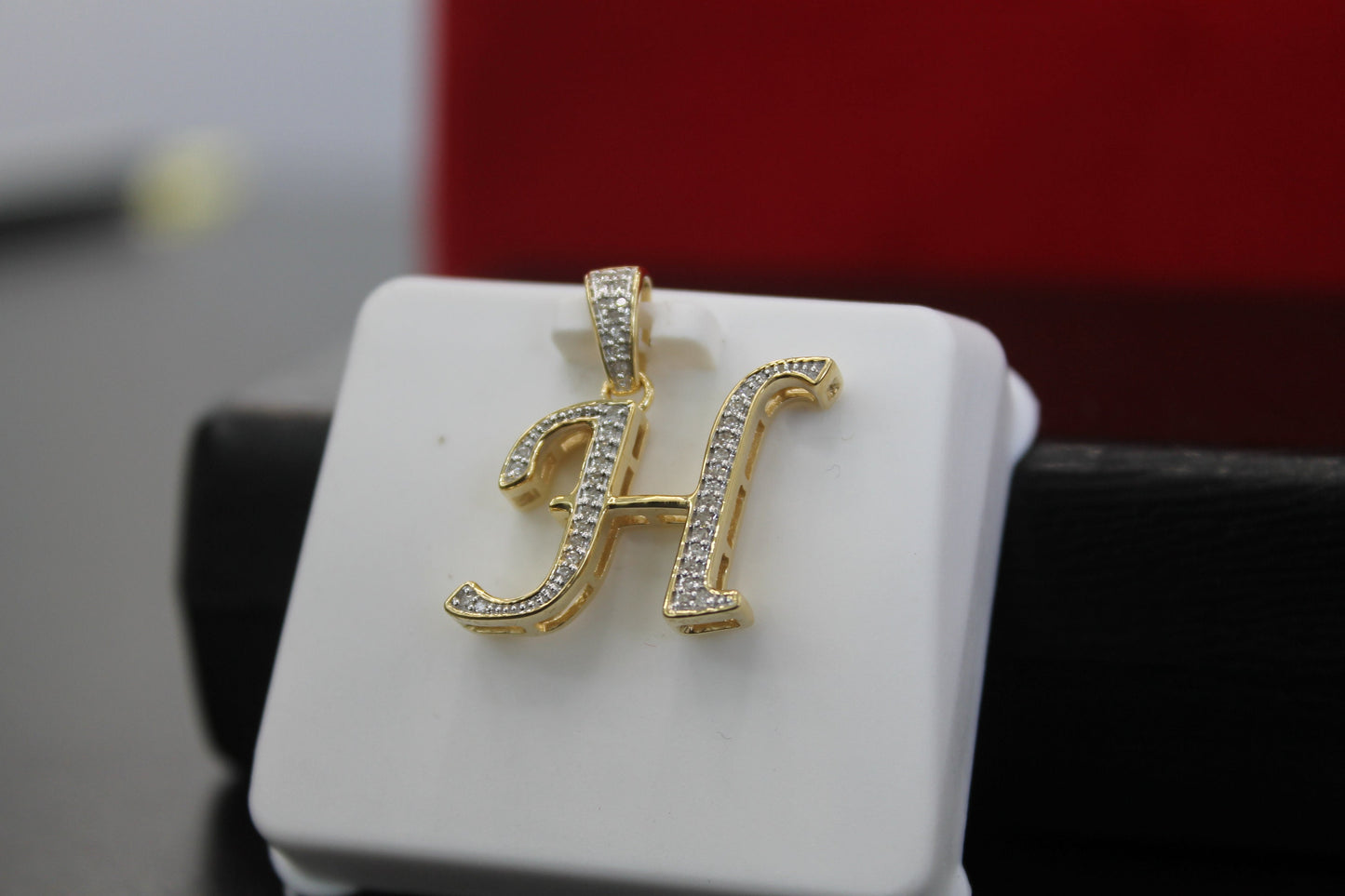 Natural Gold Initial Letter “H ”Alphabet Pendant, Yellow Gold ,King Crown Diamond Pendant,Unisex Pendant,Hip Hop style - 3D style