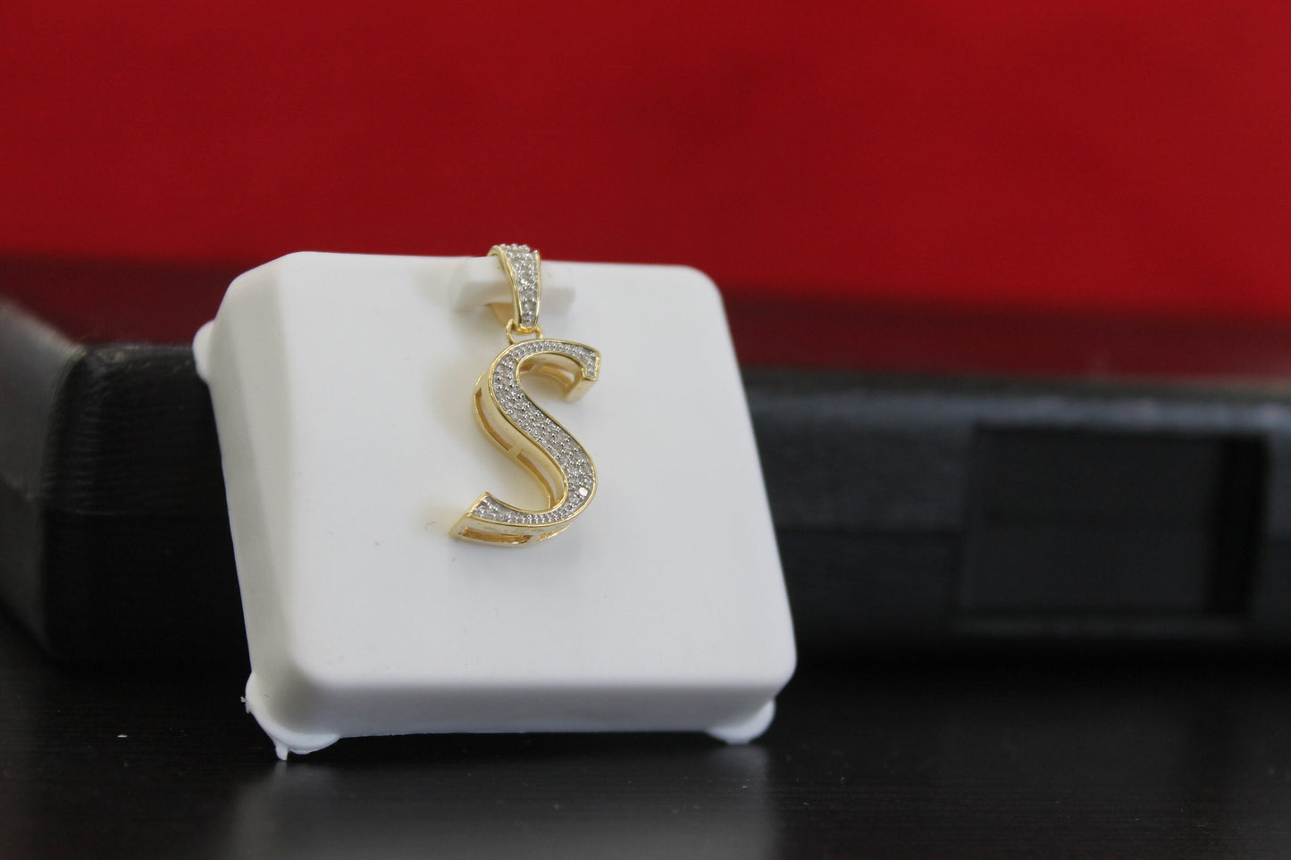 Natural Gold Initial Letter “S”Alphabet Pendant, Yellow Gold ,King Crown Diamond Pendant,Unisex Pendant,Hip Hop style - 3D style