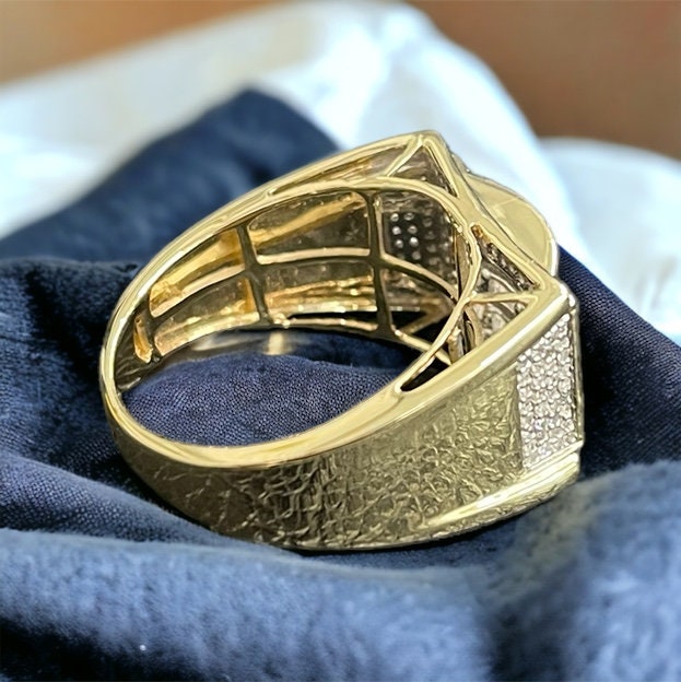 Natural Gold and Diamonds Mens Ring