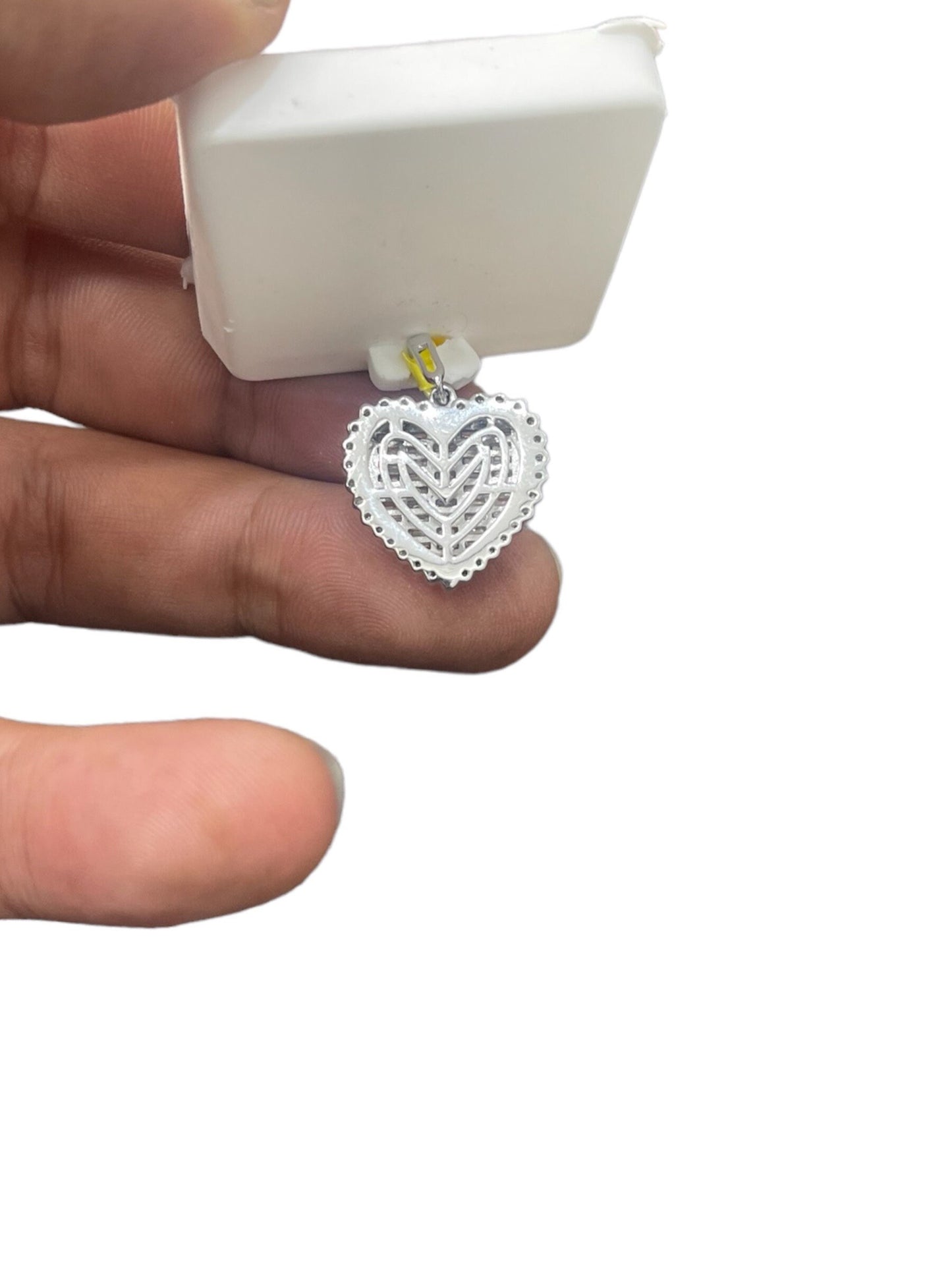 10k Gold With Natural Diamonds Mini Heart Pendant