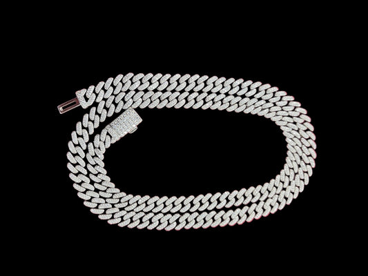 Cuban Chain silver with VVS Moissanite 8mm-22 inch